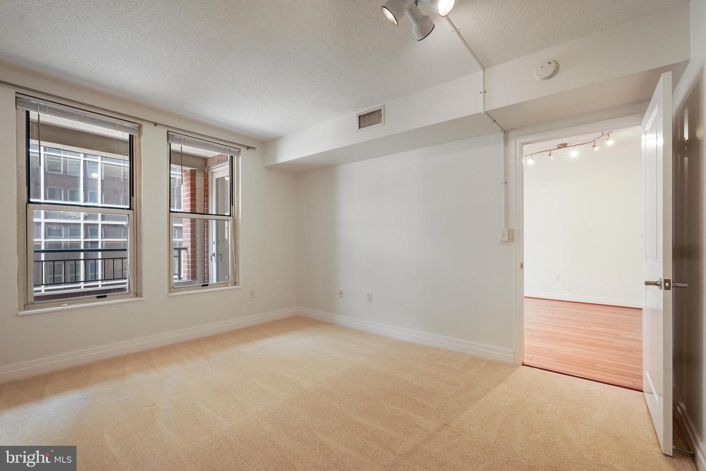 915 E ST NW #602, WASHINGTON, District Of Columbia 20004, 1 Bedroom Bedrooms, ,1 BathroomBathrooms,Residential,For sale,915 E ST NW #602,DCDC2213632 MLS # DCDC2213632