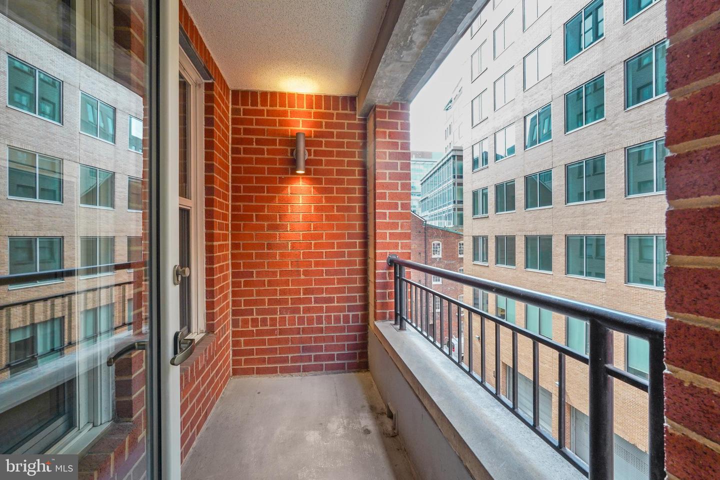 915 E ST NW #602, WASHINGTON, District Of Columbia 20004, 1 Bedroom Bedrooms, ,1 BathroomBathrooms,Residential,For sale,915 E ST NW #602,DCDC2213632 MLS # DCDC2213632