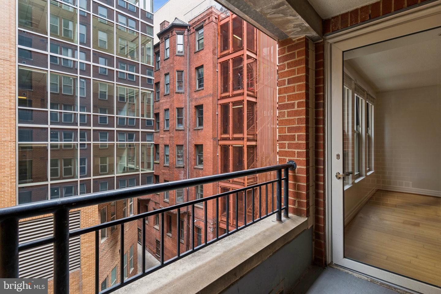 915 E ST NW #602, WASHINGTON, District Of Columbia 20004, 1 Bedroom Bedrooms, ,1 BathroomBathrooms,Residential,For sale,915 E ST NW #602,DCDC2213632 MLS # DCDC2213632