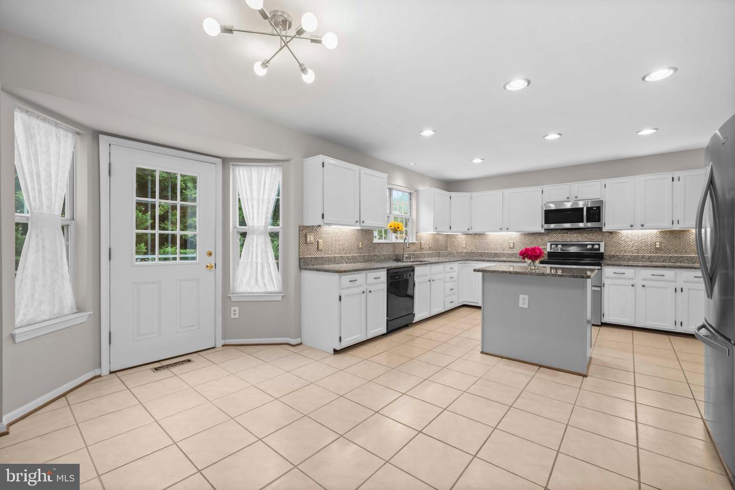 5 WENDOVER CT, STAFFORD, Virginia 22554, 5 Bedrooms Bedrooms, ,3 BathroomsBathrooms,Residential,For sale,5 WENDOVER CT,VAST2041476 MLS # VAST2041476