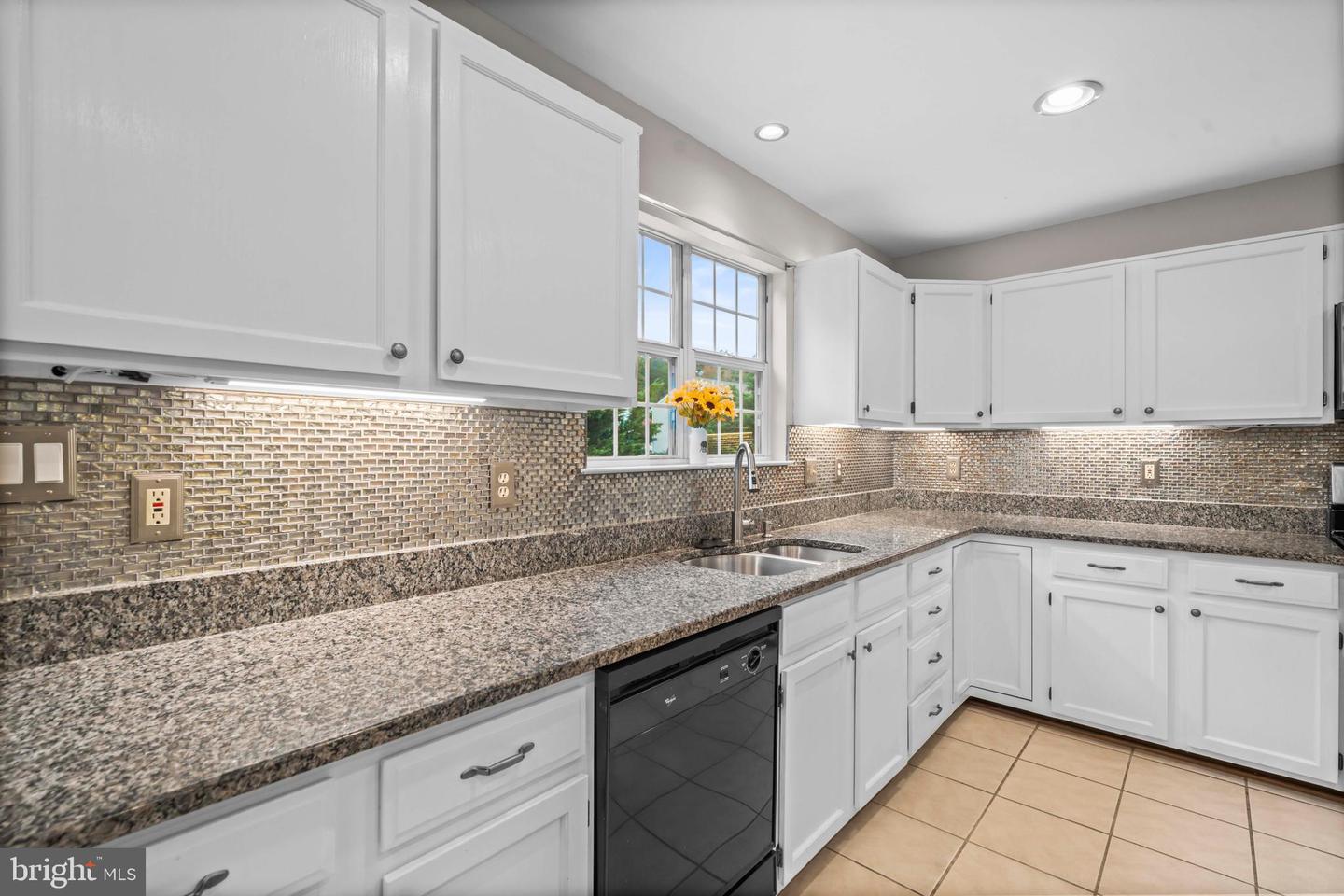 5 WENDOVER CT, STAFFORD, Virginia 22554, 5 Bedrooms Bedrooms, ,3 BathroomsBathrooms,Residential,For sale,5 WENDOVER CT,VAST2041476 MLS # VAST2041476