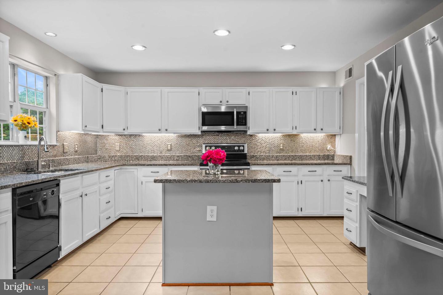 5 WENDOVER CT, STAFFORD, Virginia 22554, 5 Bedrooms Bedrooms, ,3 BathroomsBathrooms,Residential,For sale,5 WENDOVER CT,VAST2041476 MLS # VAST2041476