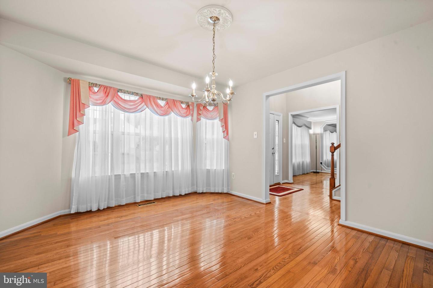 5 WENDOVER CT, STAFFORD, Virginia 22554, 5 Bedrooms Bedrooms, ,3 BathroomsBathrooms,Residential,For sale,5 WENDOVER CT,VAST2041476 MLS # VAST2041476