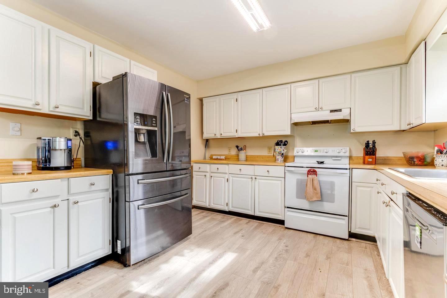 1137 COLUMBUS DR, STAFFORD, Virginia 22554, 4 Bedrooms Bedrooms, ,3 BathroomsBathrooms,Residential,For sale,1137 COLUMBUS DR,VAST2041514 MLS # VAST2041514