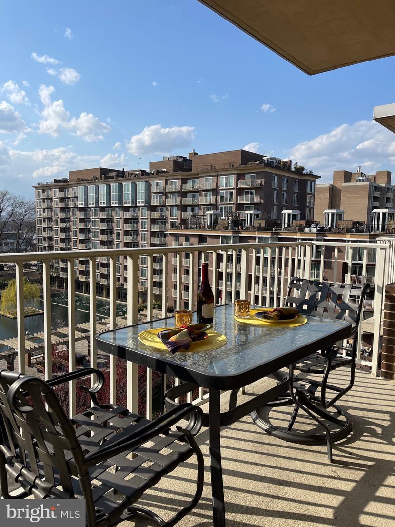 520 N ST SW #S618, WASHINGTON, District Of Columbia 20024, ,1 BathroomBathrooms,Residential,For sale,520 N ST SW #S618,DCDC2213820 MLS # DCDC2213820