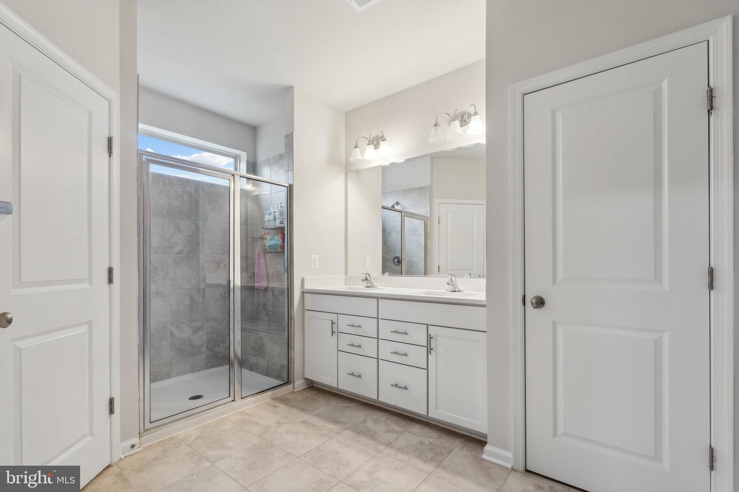 906 CALIFORNIA DR NE, LEESBURG, Virginia 20176, 3 Bedrooms Bedrooms, ,2 BathroomsBathrooms,Residential,For sale,906 CALIFORNIA DR NE,VALO2103954 MLS # VALO2103954
