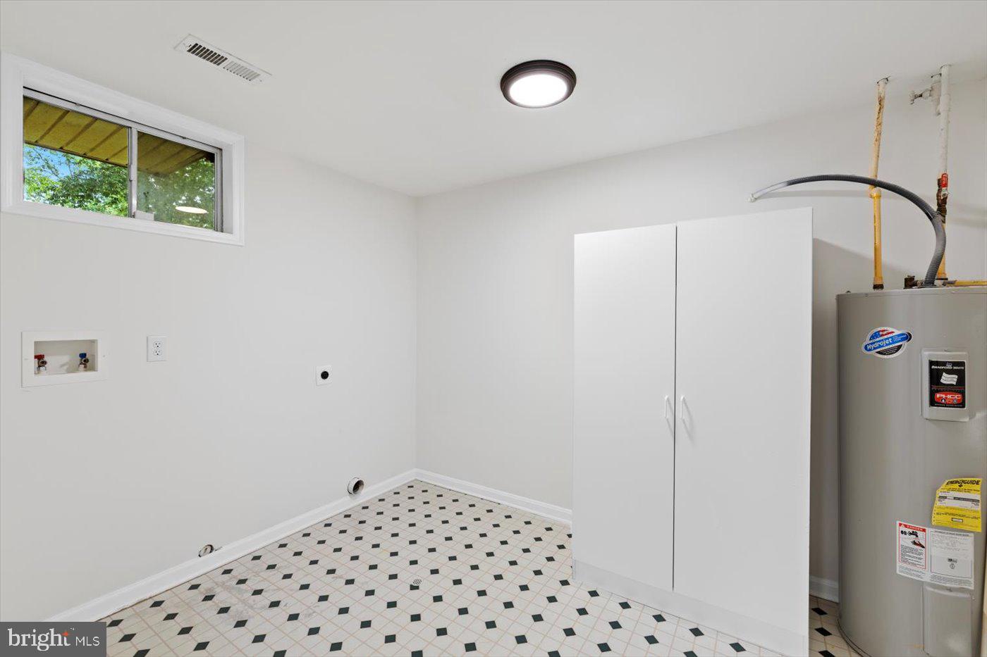 152 BARRETT HEIGHTS RD, STAFFORD, Virginia 22556, 4 Bedrooms Bedrooms, ,3 BathroomsBathrooms,Residential,For sale,152 BARRETT HEIGHTS RD,VAST2041442 MLS # VAST2041442