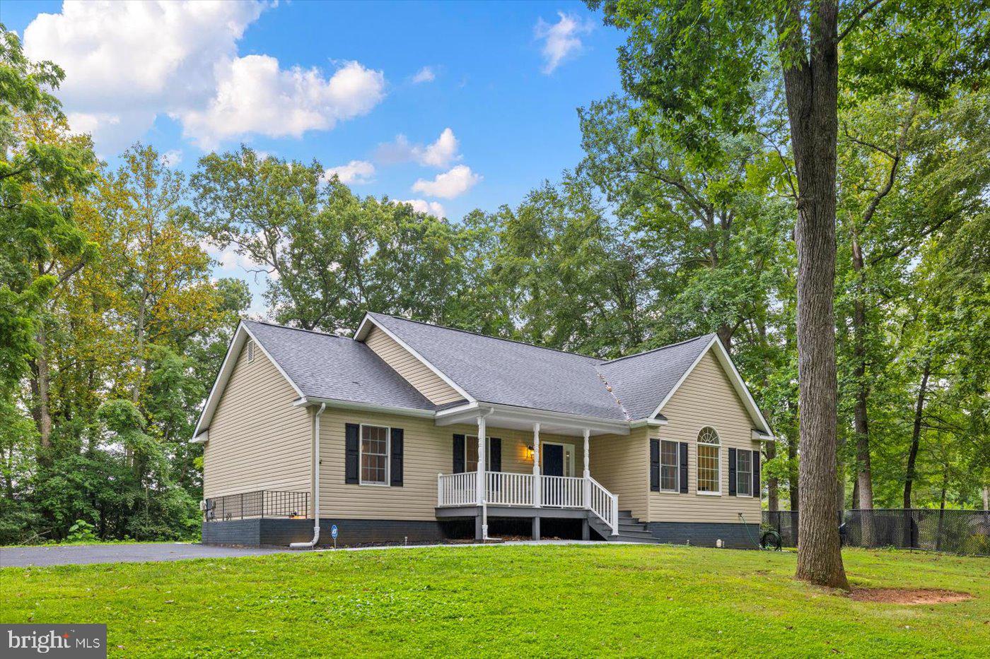 152 BARRETT HEIGHTS RD, STAFFORD, Virginia 22556, 4 Bedrooms Bedrooms, ,3 BathroomsBathrooms,Residential,For sale,152 BARRETT HEIGHTS RD,VAST2041442 MLS # VAST2041442