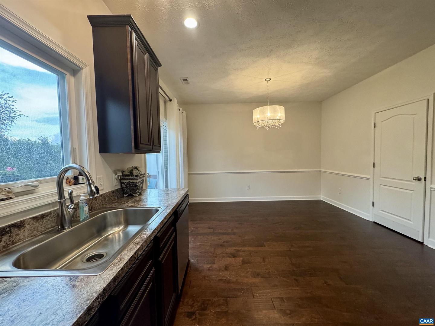 186 CEDAR POINT LN, ROCKINGHAM, Virginia 22802, 3 Bedrooms Bedrooms, ,2 BathroomsBathrooms,Residential,For sale,186 CEDAR POINT LN,667444 MLS # 667444
