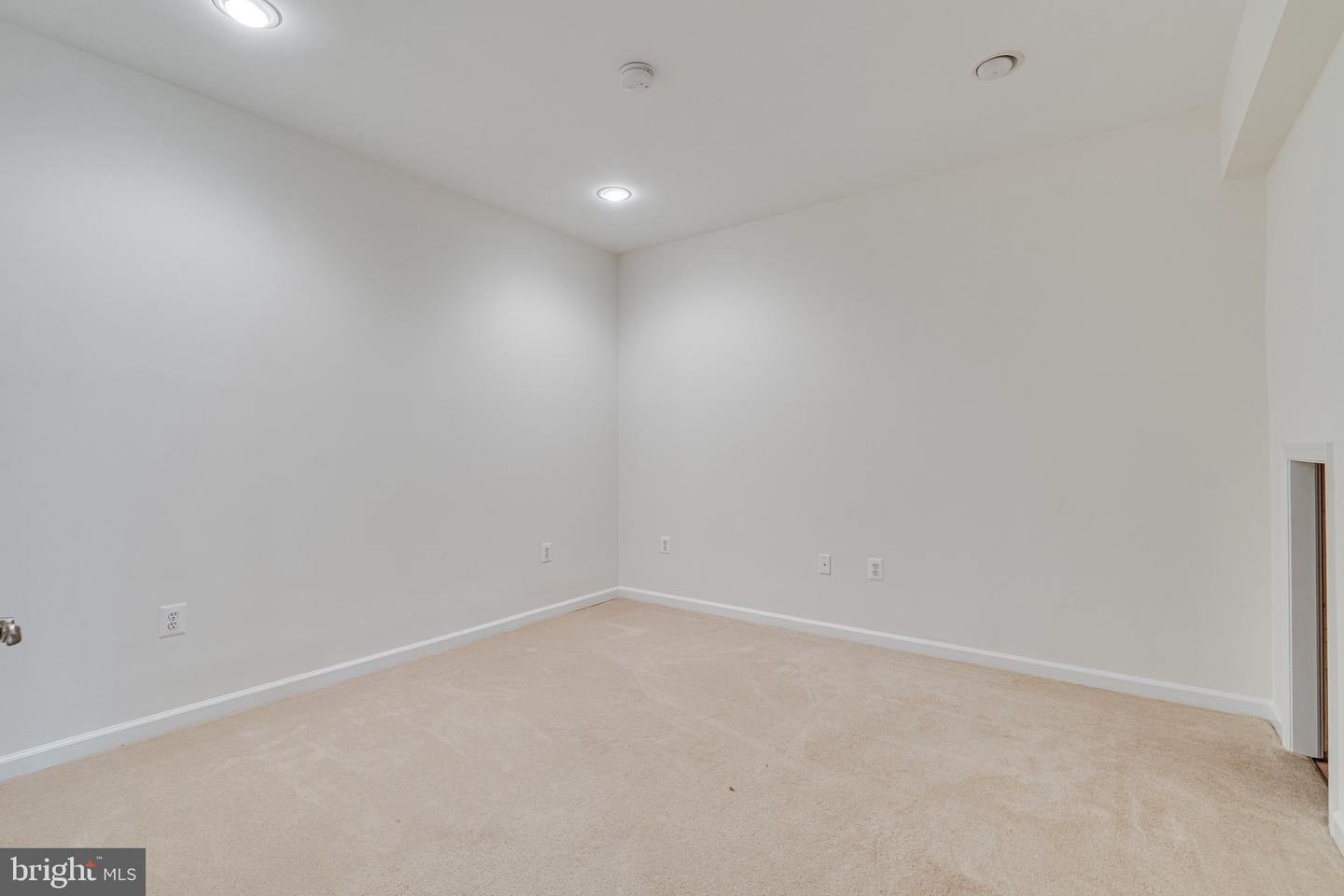 16309 SANDY RIDGE CT, WOODBRIDGE, Virginia 22191, 5 Bedrooms Bedrooms, ,4 BathroomsBathrooms,Residential,For sale,16309 SANDY RIDGE CT,VAPW2100826 MLS # VAPW2100826