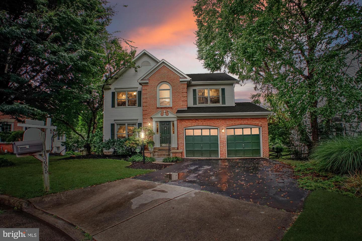 13605 OLD CHATWOOD PL, CHANTILLY, Virginia 20151, 4 Bedrooms Bedrooms, ,3 BathroomsBathrooms,Residential,For sale,13605 OLD CHATWOOD PL,VAFX2259516 MLS # VAFX2259516