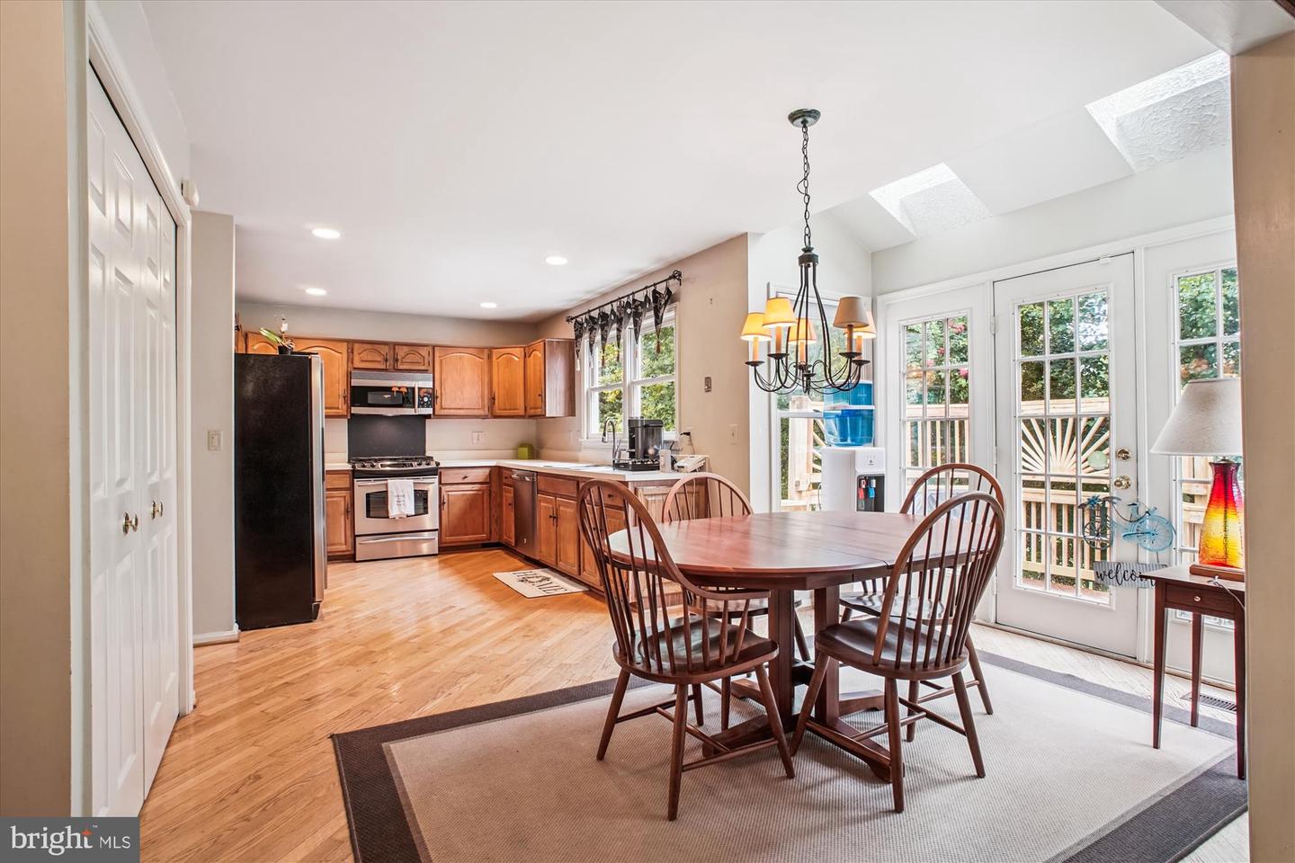 13605 OLD CHATWOOD PL, CHANTILLY, Virginia 20151, 4 Bedrooms Bedrooms, ,3 BathroomsBathrooms,Residential,For sale,13605 OLD CHATWOOD PL,VAFX2259516 MLS # VAFX2259516
