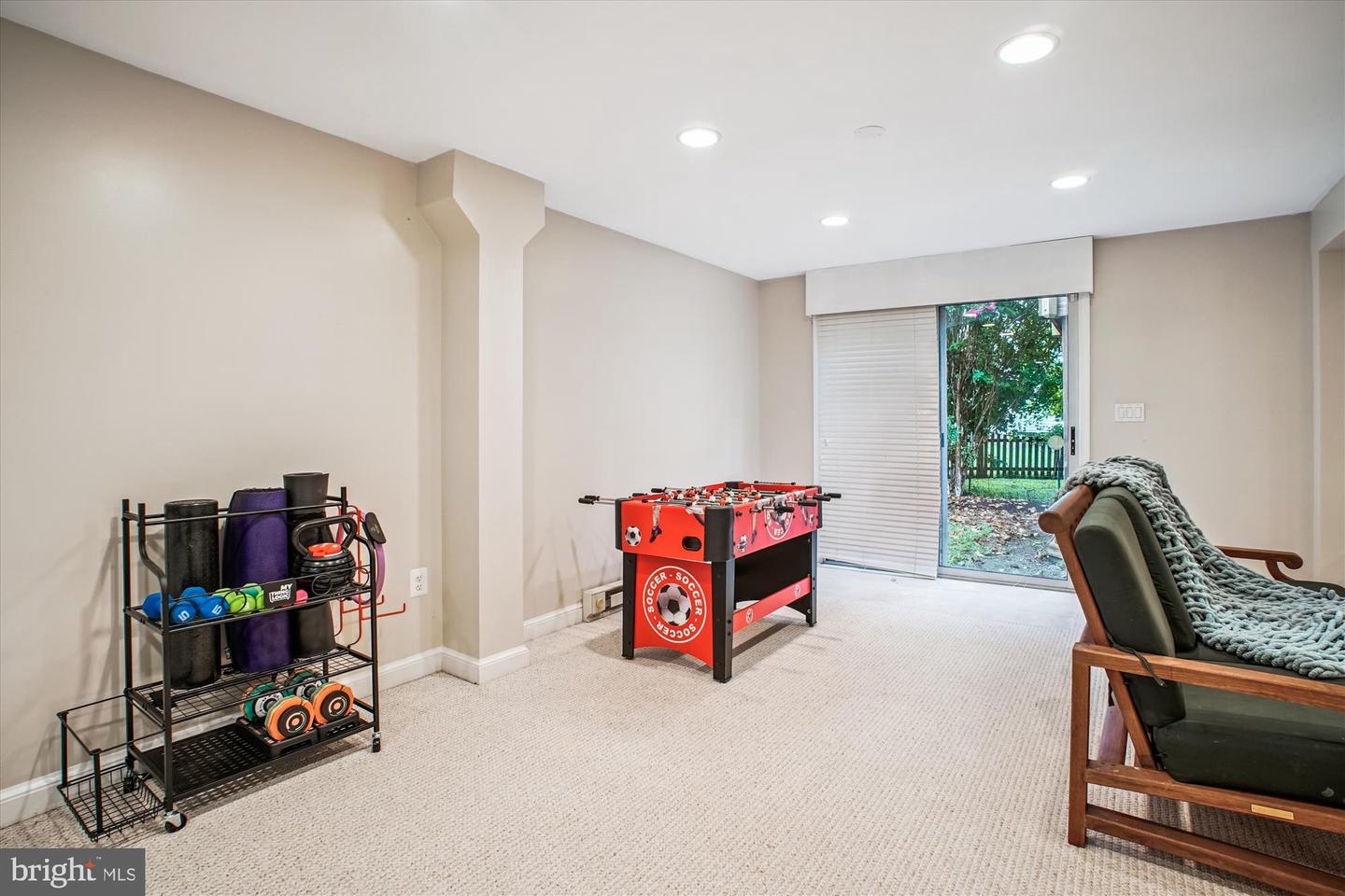 13605 OLD CHATWOOD PL, CHANTILLY, Virginia 20151, 4 Bedrooms Bedrooms, ,3 BathroomsBathrooms,Residential,For sale,13605 OLD CHATWOOD PL,VAFX2259516 MLS # VAFX2259516