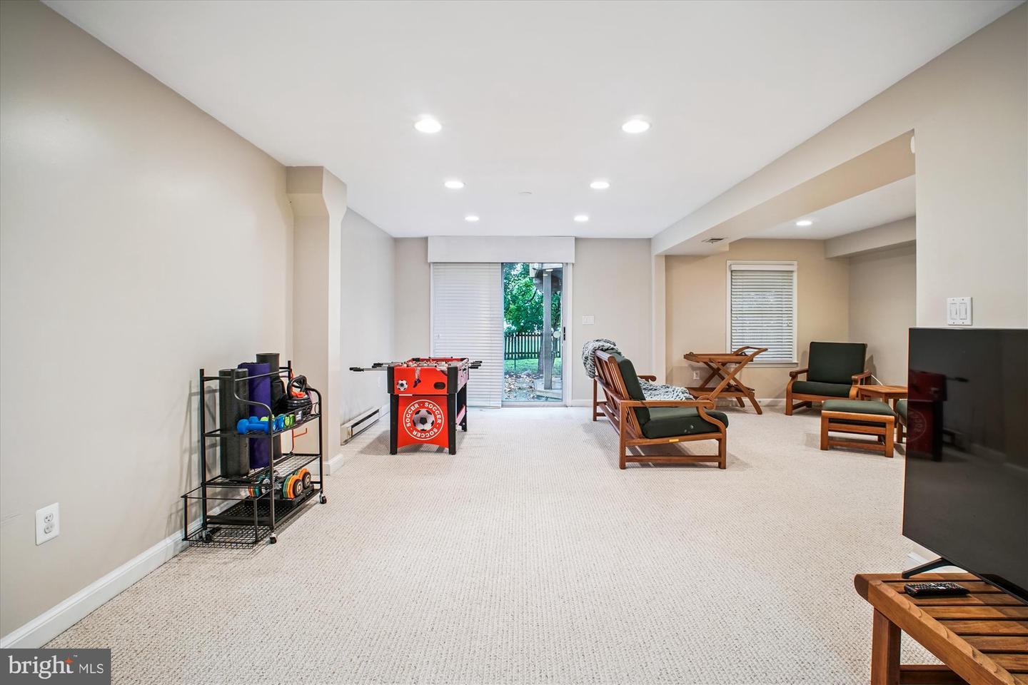 13605 OLD CHATWOOD PL, CHANTILLY, Virginia 20151, 4 Bedrooms Bedrooms, ,3 BathroomsBathrooms,Residential,For sale,13605 OLD CHATWOOD PL,VAFX2259516 MLS # VAFX2259516