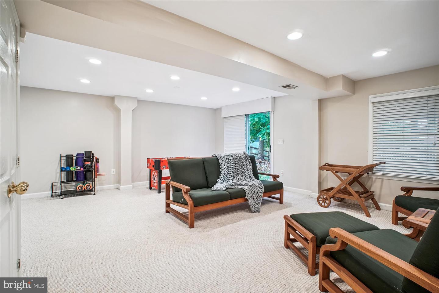 13605 OLD CHATWOOD PL, CHANTILLY, Virginia 20151, 4 Bedrooms Bedrooms, ,3 BathroomsBathrooms,Residential,For sale,13605 OLD CHATWOOD PL,VAFX2259516 MLS # VAFX2259516