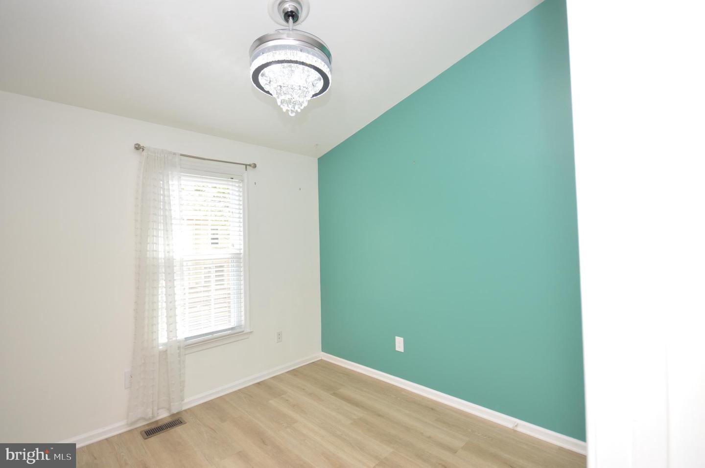 12319 FOX LAKE CT, FAIRFAX, Virginia 22033, 3 Bedrooms Bedrooms, ,2 BathroomsBathrooms,Residential,For sale,12319 FOX LAKE CT,VAFX2244634 MLS # VAFX2244634