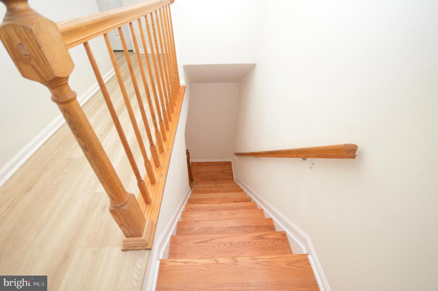 12319 FOX LAKE CT, FAIRFAX, Virginia 22033, 3 Bedrooms Bedrooms, ,2 BathroomsBathrooms,Residential,For sale,12319 FOX LAKE CT,VAFX2244634 MLS # VAFX2244634