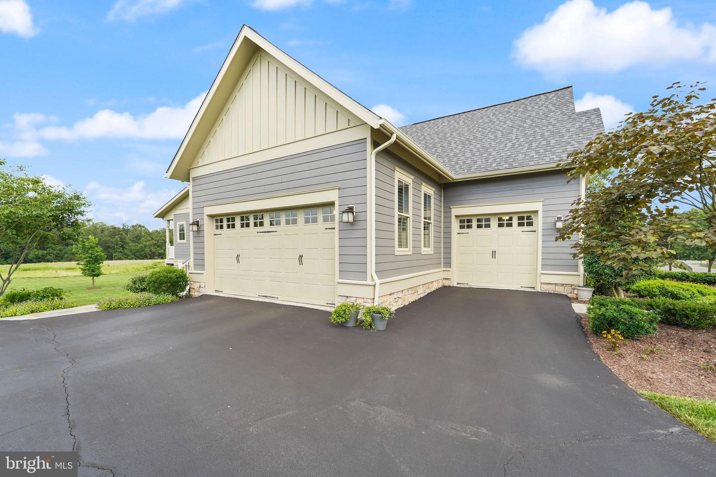 23070 WELBOURNE WALK CT, ASHBURN, Virginia 20148, 4 Bedrooms Bedrooms, ,4 BathroomsBathrooms,Residential,For sale,23070 WELBOURNE WALK CT,VALO2100774 MLS # VALO2100774