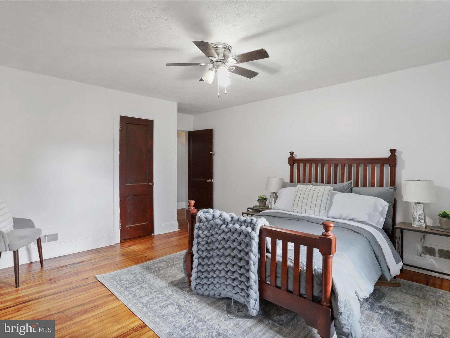 414 VIRGINIA AVE, FRONT ROYAL, Virginia 22630, 3 Bedrooms Bedrooms, ,2 BathroomsBathrooms,Residential,For sale,414 VIRGINIA AVE,VAWR2011648 MLS # VAWR2011648