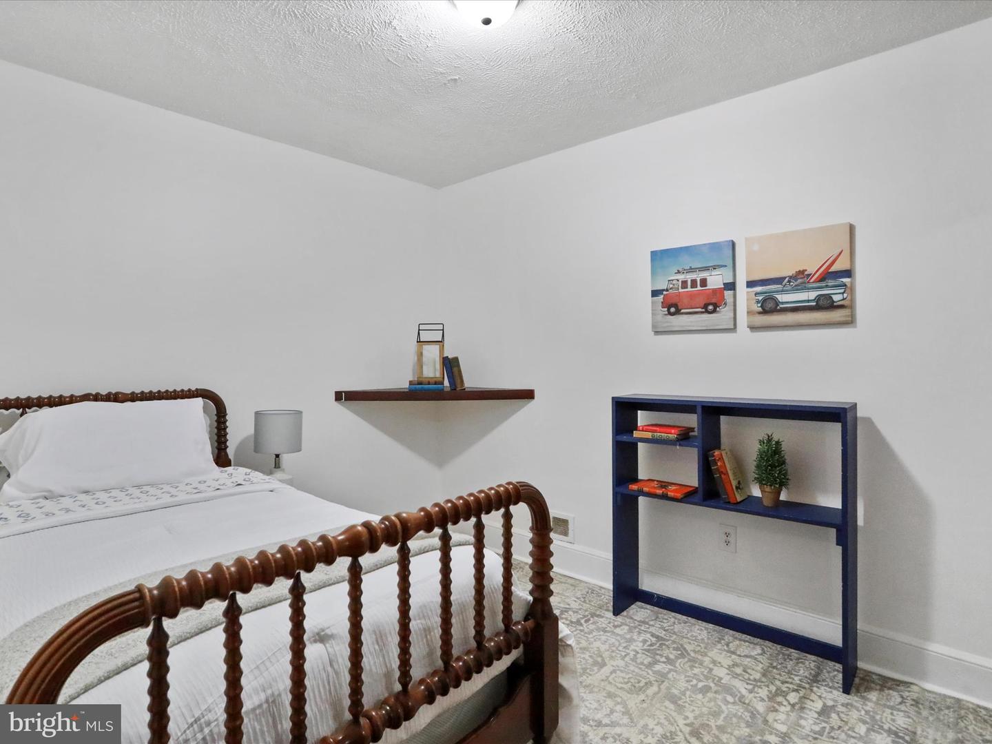 414 VIRGINIA AVE, FRONT ROYAL, Virginia 22630, 3 Bedrooms Bedrooms, ,2 BathroomsBathrooms,Residential,For sale,414 VIRGINIA AVE,VAWR2011648 MLS # VAWR2011648