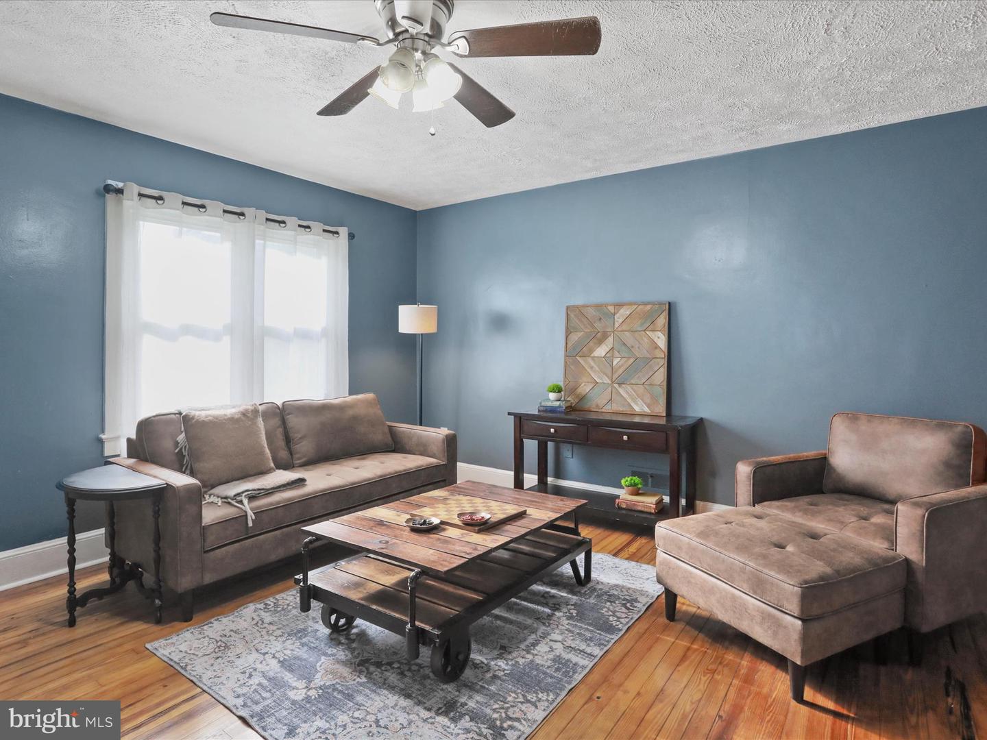 414 VIRGINIA AVE, FRONT ROYAL, Virginia 22630, 3 Bedrooms Bedrooms, ,2 BathroomsBathrooms,Residential,For sale,414 VIRGINIA AVE,VAWR2011648 MLS # VAWR2011648