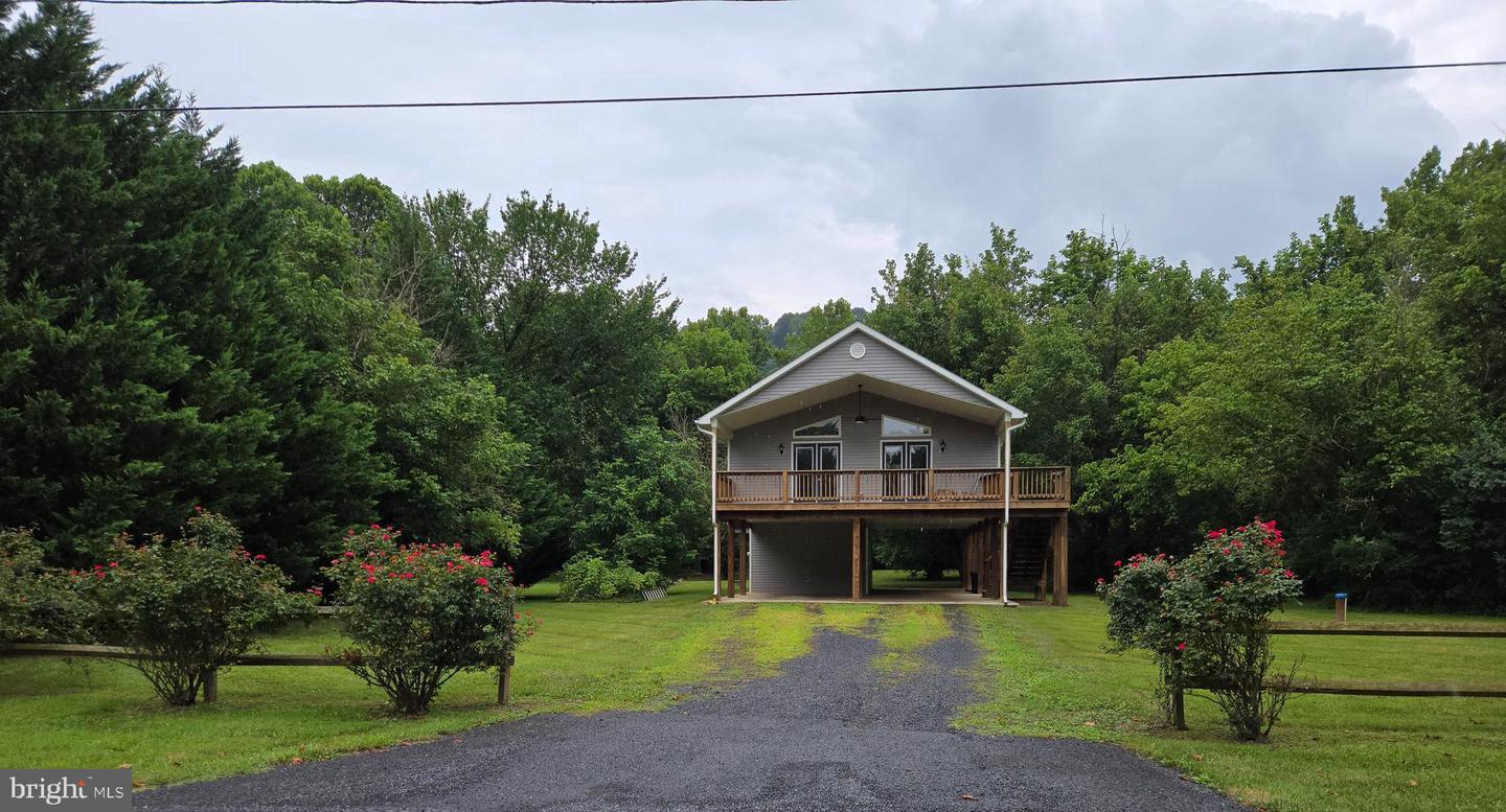 48 FARMS RIVERVIEW RD, FRONT ROYAL, Virginia 22630, 3 Bedrooms Bedrooms, ,2 BathroomsBathrooms,Residential,For sale,48 FARMS RIVERVIEW RD,VAWR2011780 MLS # VAWR2011780