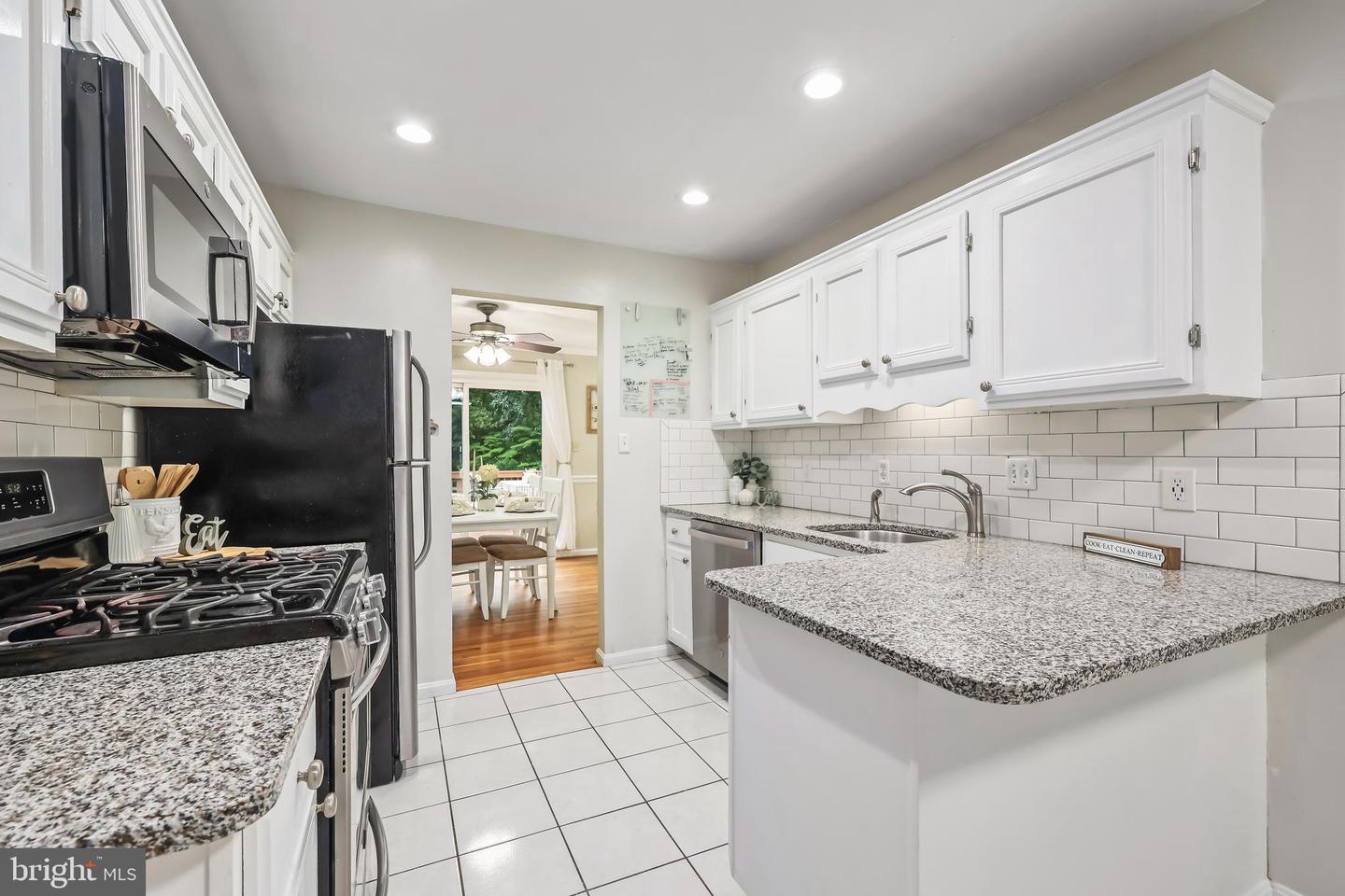 12203 OAKWOOD DR, WOODBRIDGE, Virginia 22192, 5 Bedrooms Bedrooms, ,2 BathroomsBathrooms,Residential,For sale,12203 OAKWOOD DR,VAPW2100090 MLS # VAPW2100090
