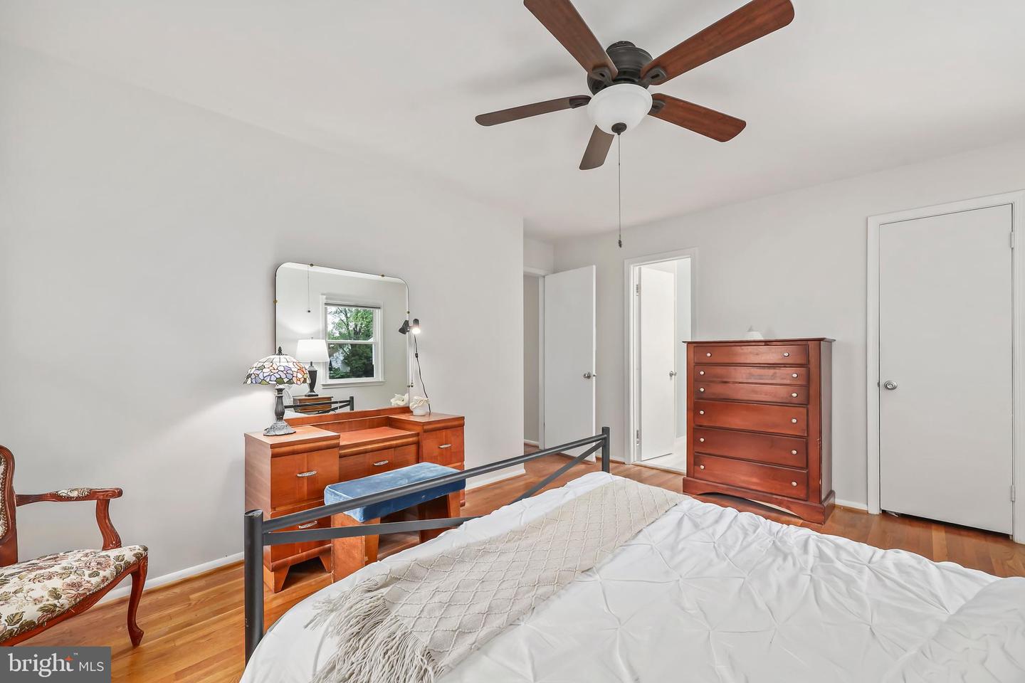 12203 OAKWOOD DR, WOODBRIDGE, Virginia 22192, 5 Bedrooms Bedrooms, ,2 BathroomsBathrooms,Residential,For sale,12203 OAKWOOD DR,VAPW2100090 MLS # VAPW2100090