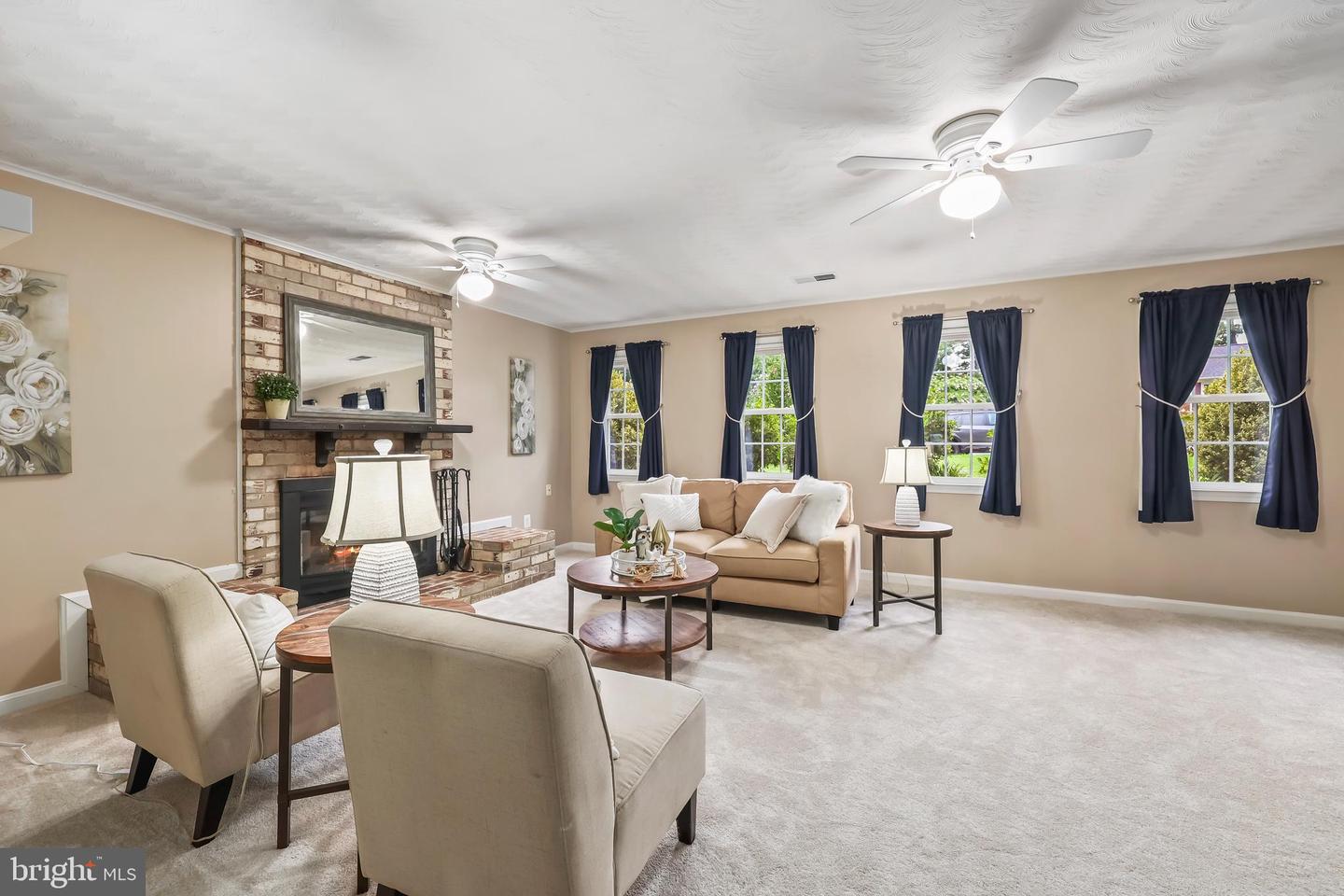 12203 OAKWOOD DR, WOODBRIDGE, Virginia 22192, 5 Bedrooms Bedrooms, ,2 BathroomsBathrooms,Residential,For sale,12203 OAKWOOD DR,VAPW2100090 MLS # VAPW2100090