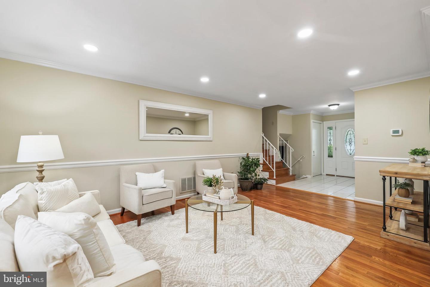 12203 OAKWOOD DR, WOODBRIDGE, Virginia 22192, 5 Bedrooms Bedrooms, ,2 BathroomsBathrooms,Residential,For sale,12203 OAKWOOD DR,VAPW2100090 MLS # VAPW2100090