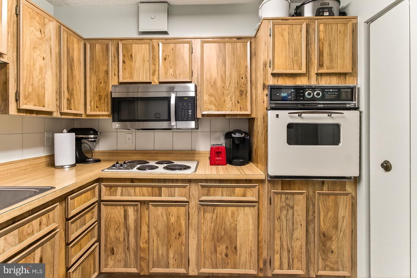 5903 MOUNT EAGLE DR #303, ALEXANDRIA, Virginia 22303, 1 Bedroom Bedrooms, 3 Rooms Rooms,1 BathroomBathrooms,Residential,For sale,5903 MOUNT EAGLE DR #303,VAFX2258900 MLS # VAFX2258900