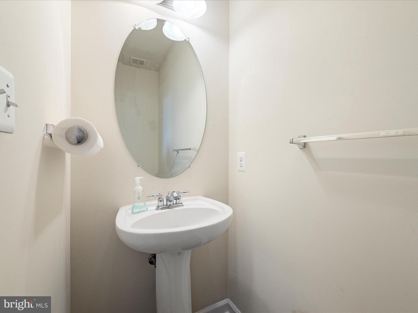 107 DEEP BOTTOM PLACE, STEPHENS CITY, Virginia 22655, 5 Bedrooms Bedrooms, ,3 BathroomsBathrooms,Residential,For sale,107 DEEP BOTTOM PLACE,VAFV2035832 MLS # VAFV2035832