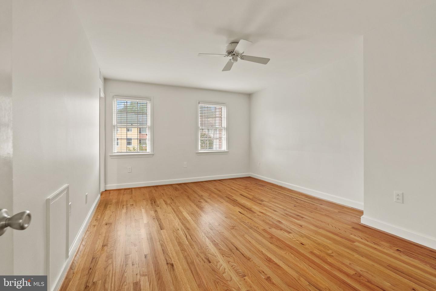 6321 BARRISTER PL, ALEXANDRIA, Virginia 22307, 3 Bedrooms Bedrooms, ,3 BathroomsBathrooms,Residential,For sale,6321 BARRISTER PL,VAFX2259504 MLS # VAFX2259504