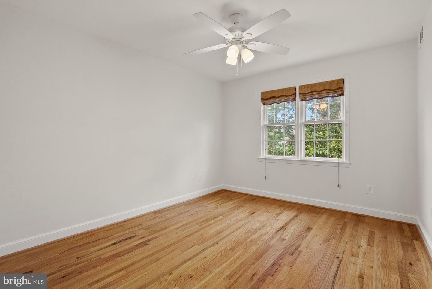 6321 BARRISTER PL, ALEXANDRIA, Virginia 22307, 3 Bedrooms Bedrooms, ,3 BathroomsBathrooms,Residential,For sale,6321 BARRISTER PL,VAFX2259504 MLS # VAFX2259504