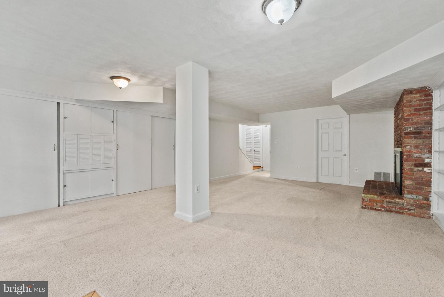 6321 BARRISTER PL, ALEXANDRIA, Virginia 22307, 3 Bedrooms Bedrooms, ,3 BathroomsBathrooms,Residential,For sale,6321 BARRISTER PL,VAFX2259504 MLS # VAFX2259504