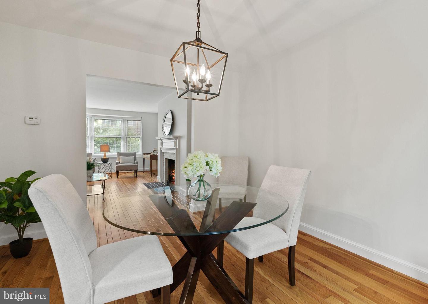 6321 BARRISTER PL, ALEXANDRIA, Virginia 22307, 3 Bedrooms Bedrooms, ,3 BathroomsBathrooms,Residential,For sale,6321 BARRISTER PL,VAFX2259504 MLS # VAFX2259504