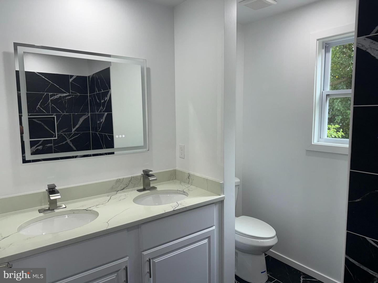 9411 BLACKSTONE RD, MANASSAS, Virginia 20110, 4 Bedrooms Bedrooms, ,3 BathroomsBathrooms,Residential,For sale,9411 BLACKSTONE RD,VAPW2098838 MLS # VAPW2098838
