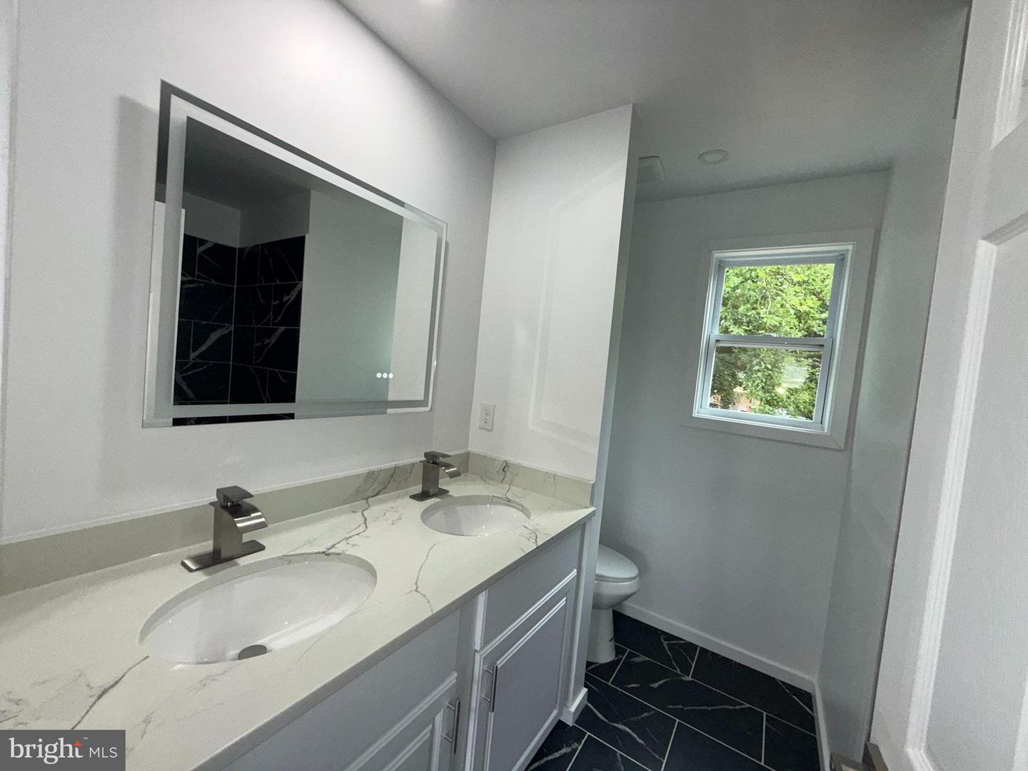 9411 BLACKSTONE RD, MANASSAS, Virginia 20110, 4 Bedrooms Bedrooms, ,3 BathroomsBathrooms,Residential,For sale,9411 BLACKSTONE RD,VAPW2098838 MLS # VAPW2098838