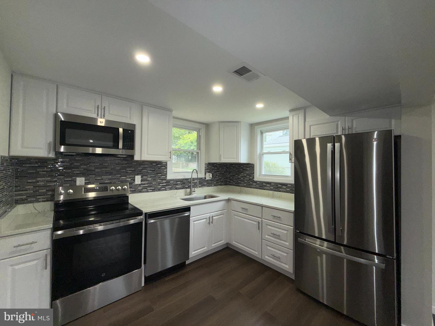9411 BLACKSTONE RD, MANASSAS, Virginia 20110, 4 Bedrooms Bedrooms, ,3 BathroomsBathrooms,Residential,For sale,9411 BLACKSTONE RD,VAPW2098838 MLS # VAPW2098838
