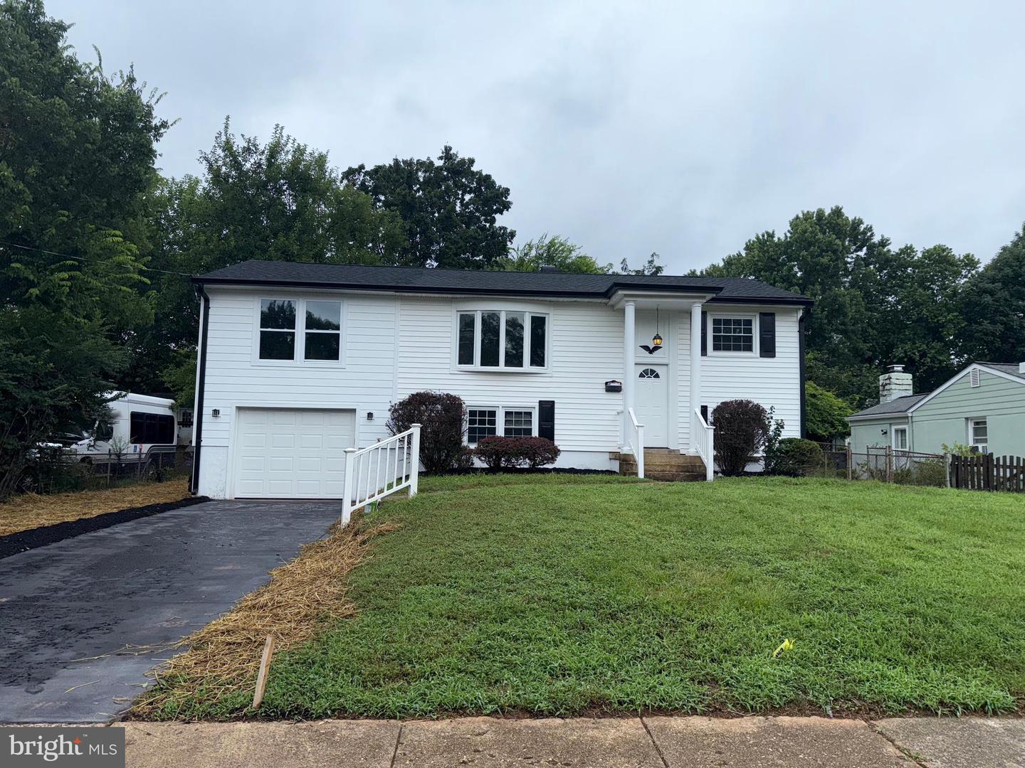 9411 BLACKSTONE RD, MANASSAS, Virginia 20110, 4 Bedrooms Bedrooms, ,3 BathroomsBathrooms,Residential,For sale,9411 BLACKSTONE RD,VAPW2098838 MLS # VAPW2098838