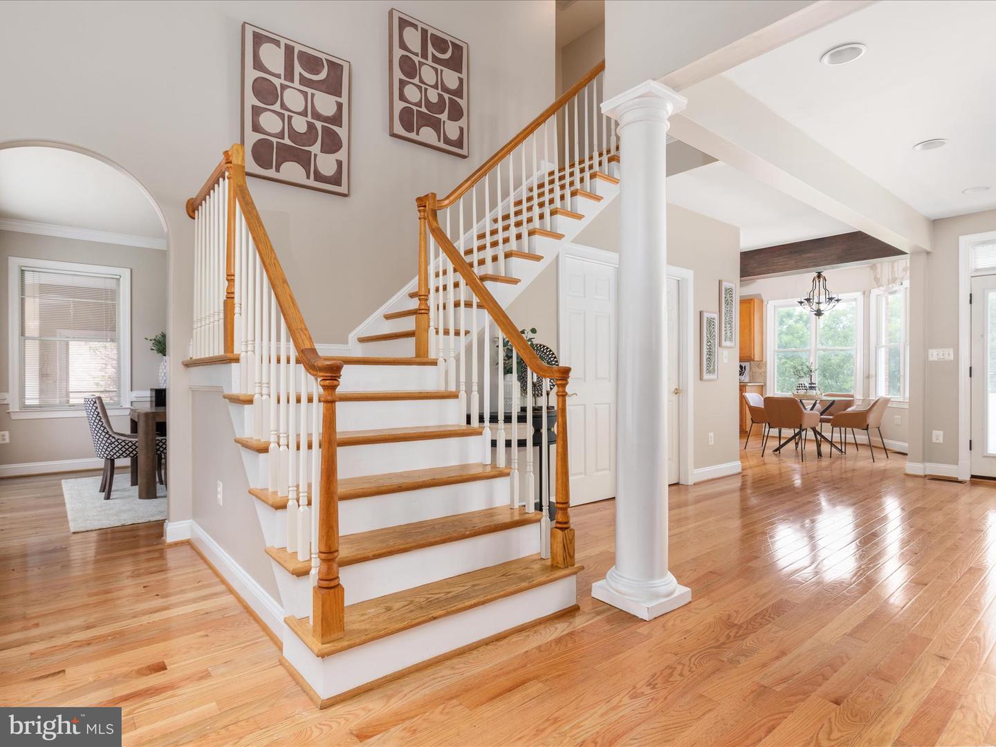 7563 FOXVIEW DR, WARRENTON, Virginia 20186, 5 Bedrooms Bedrooms, 9 Rooms Rooms,4 BathroomsBathrooms,Residential,For sale,7563 FOXVIEW DR,VAFQ2017450 MLS # VAFQ2017450