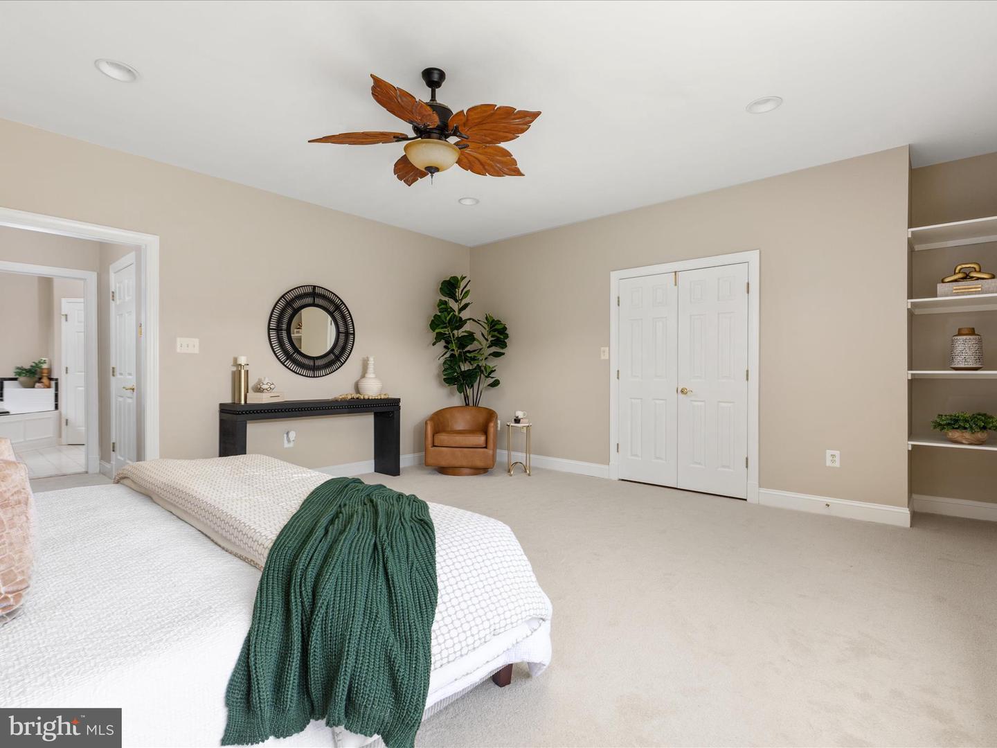 7563 FOXVIEW DR, WARRENTON, Virginia 20186, 5 Bedrooms Bedrooms, 9 Rooms Rooms,4 BathroomsBathrooms,Residential,For sale,7563 FOXVIEW DR,VAFQ2017450 MLS # VAFQ2017450