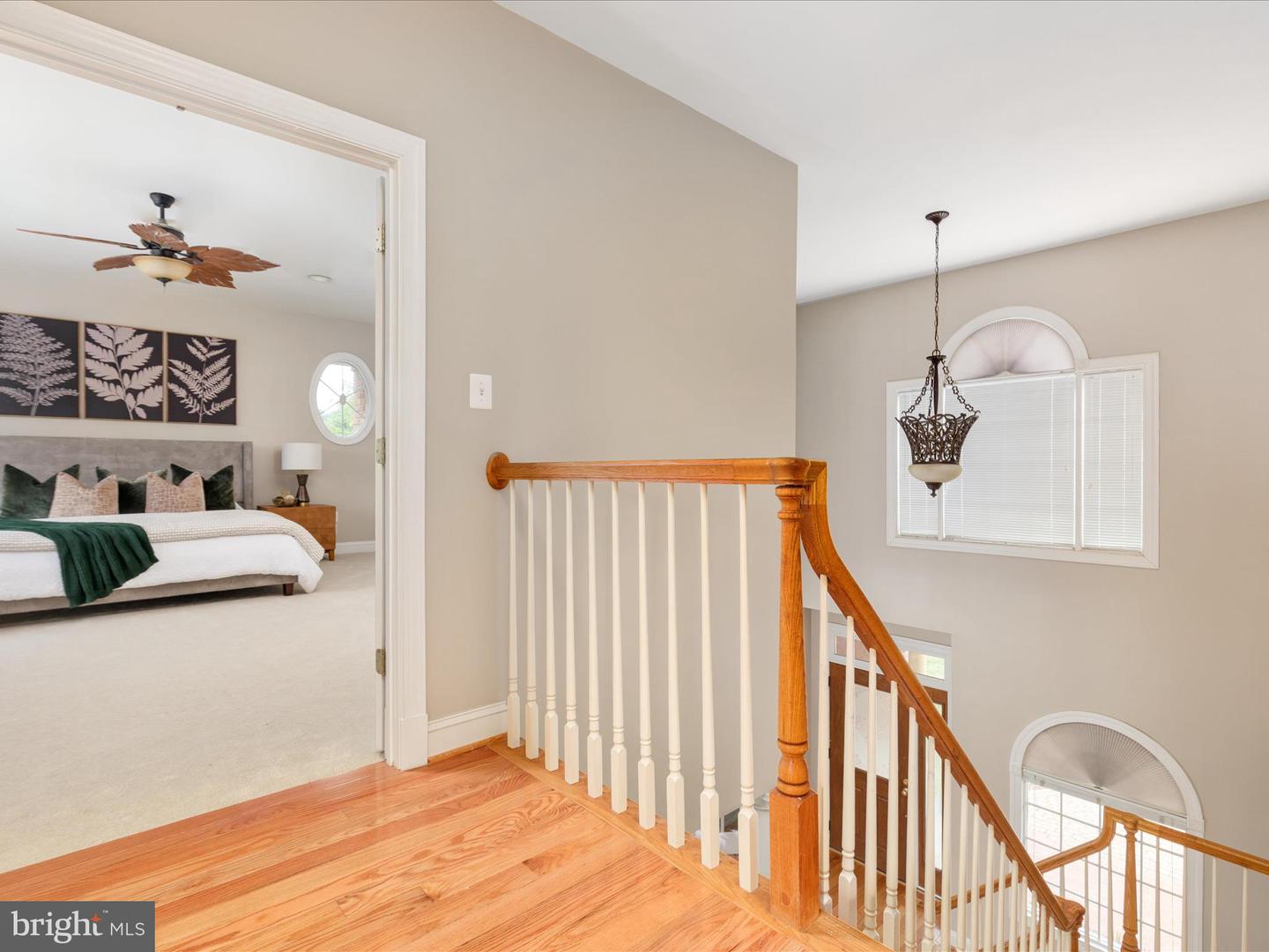 7563 FOXVIEW DR, WARRENTON, Virginia 20186, 5 Bedrooms Bedrooms, 9 Rooms Rooms,4 BathroomsBathrooms,Residential,For sale,7563 FOXVIEW DR,VAFQ2017450 MLS # VAFQ2017450