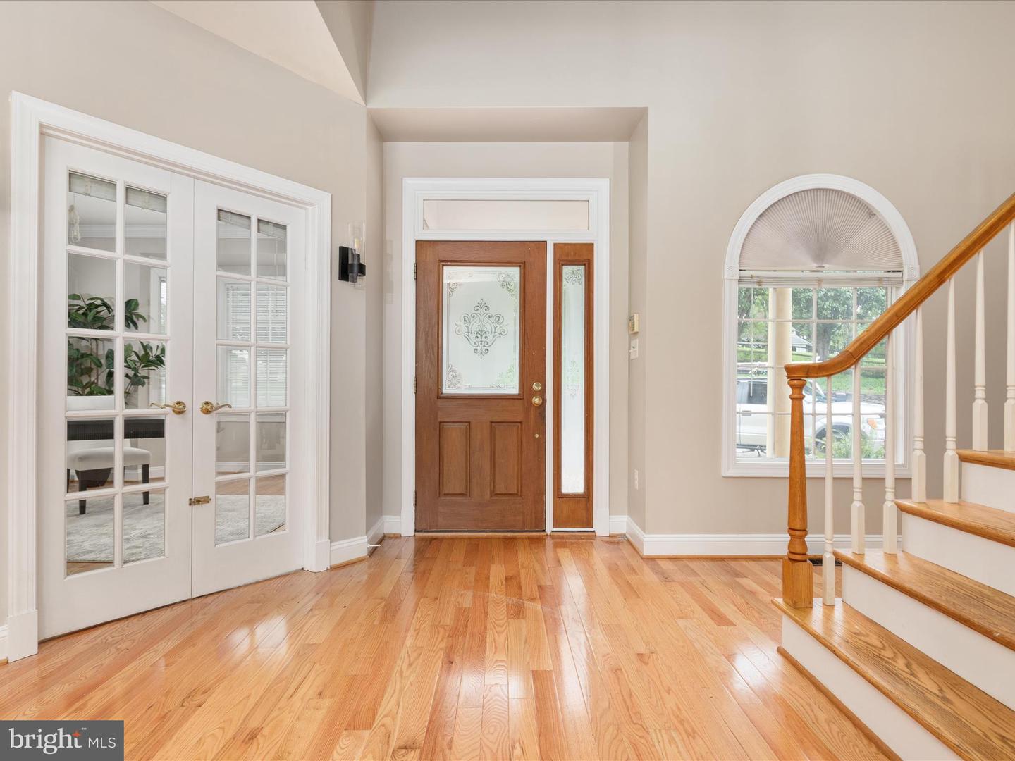 7563 FOXVIEW DR, WARRENTON, Virginia 20186, 5 Bedrooms Bedrooms, 9 Rooms Rooms,4 BathroomsBathrooms,Residential,For sale,7563 FOXVIEW DR,VAFQ2017450 MLS # VAFQ2017450
