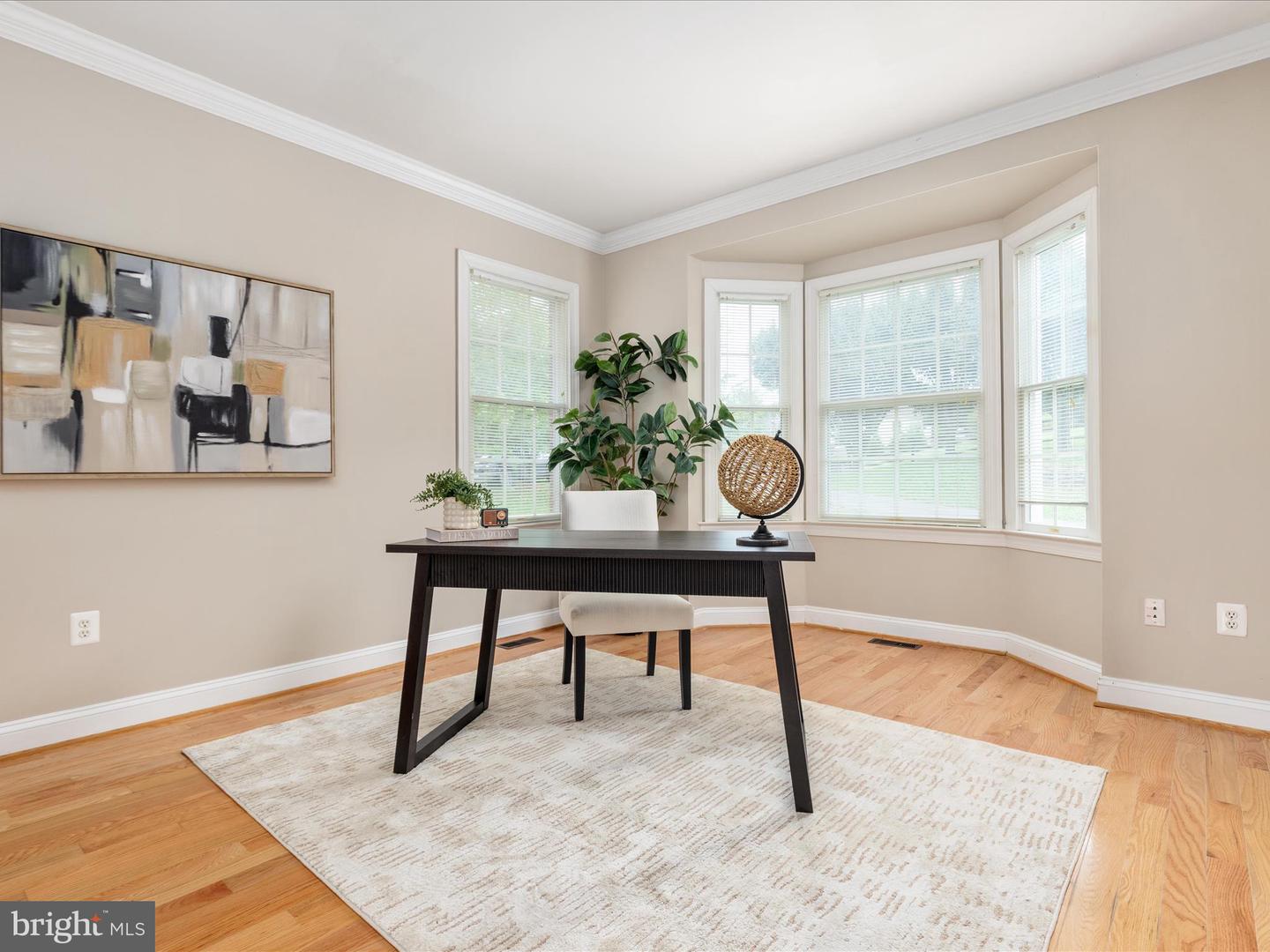 7563 FOXVIEW DR, WARRENTON, Virginia 20186, 5 Bedrooms Bedrooms, 9 Rooms Rooms,4 BathroomsBathrooms,Residential,For sale,7563 FOXVIEW DR,VAFQ2017450 MLS # VAFQ2017450