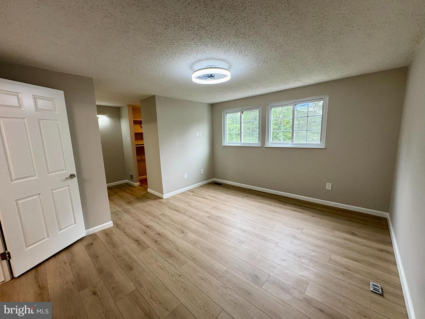 5213 PLEASURE COVE CT, ALEXANDRIA, Virginia 22315, 3 Bedrooms Bedrooms, ,2 BathroomsBathrooms,Residential,For sale,5213 PLEASURE COVE CT,VAFX2256372 MLS # VAFX2256372