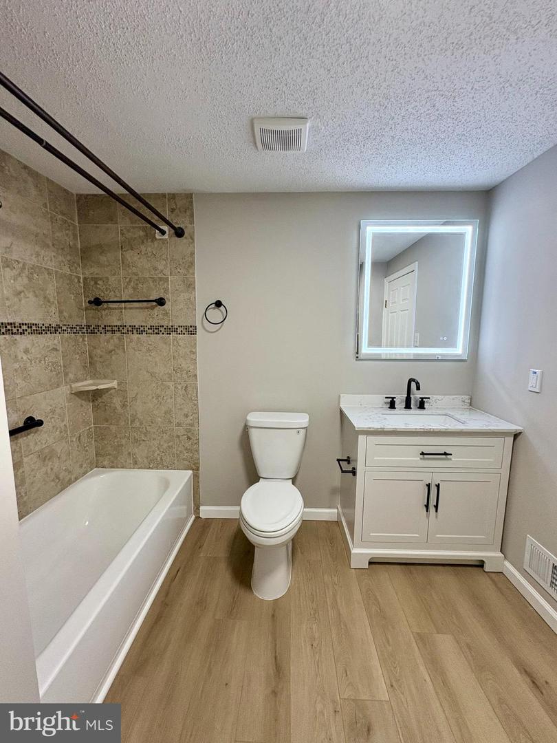 5213 PLEASURE COVE CT, ALEXANDRIA, Virginia 22315, 3 Bedrooms Bedrooms, ,2 BathroomsBathrooms,Residential,For sale,5213 PLEASURE COVE CT,VAFX2256372 MLS # VAFX2256372