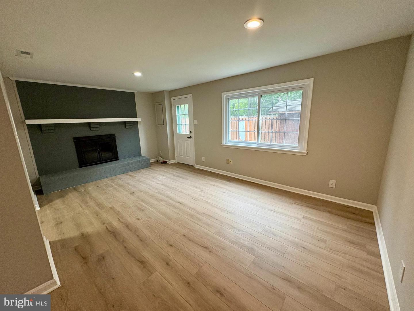 5213 PLEASURE COVE CT, ALEXANDRIA, Virginia 22315, 3 Bedrooms Bedrooms, ,2 BathroomsBathrooms,Residential,For sale,5213 PLEASURE COVE CT,VAFX2256372 MLS # VAFX2256372