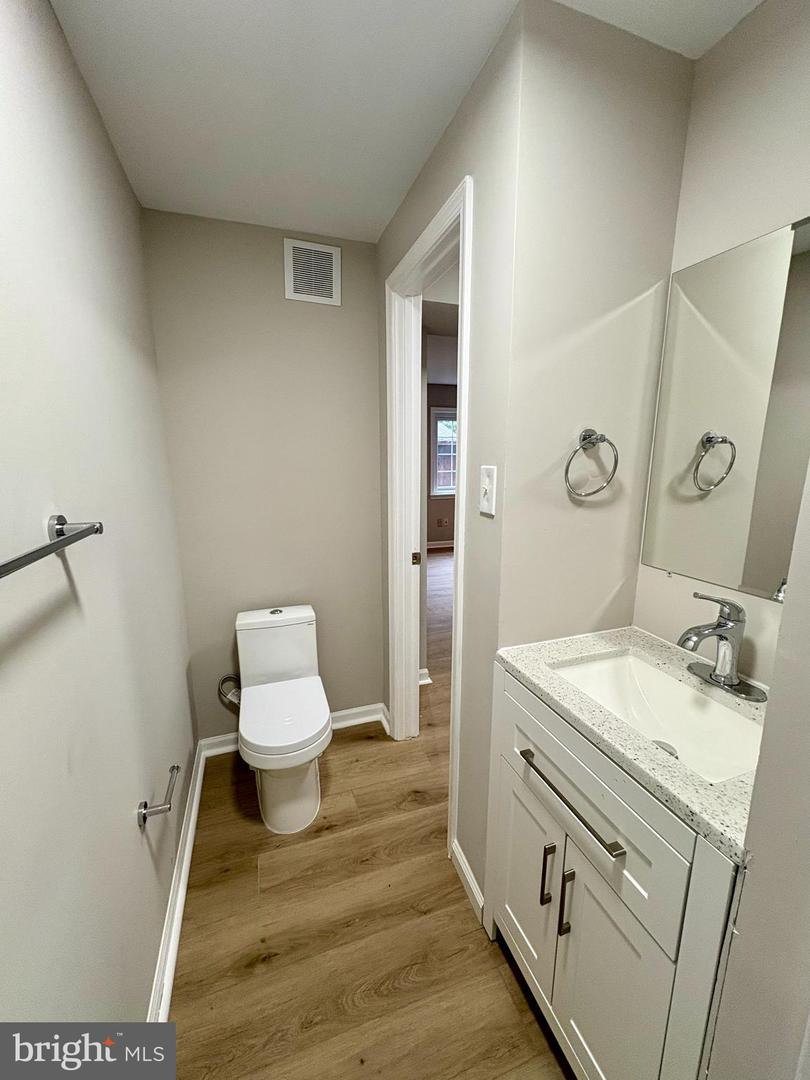 5213 PLEASURE COVE CT, ALEXANDRIA, Virginia 22315, 3 Bedrooms Bedrooms, ,2 BathroomsBathrooms,Residential,For sale,5213 PLEASURE COVE CT,VAFX2256372 MLS # VAFX2256372