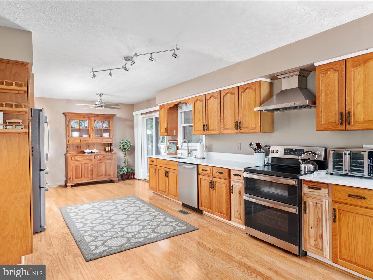 861 BATTLEFIELD BLUFF DR, NEW MARKET, Virginia 22844, 4 Bedrooms Bedrooms, ,3 BathroomsBathrooms,Residential,For sale,861 BATTLEFIELD BLUFF DR,VASH2012082 MLS # VASH2012082
